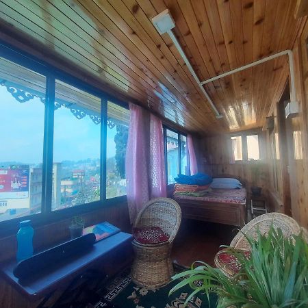 Neora Backpackers Hostel Дарджилинг Экстерьер фото